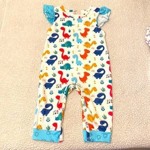 Pete + Lucy baby girl romper